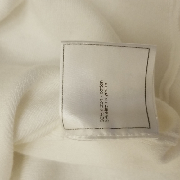 HOSTPICK!!! Chanel Short Sleeve Sweater with CC logo - Picture 13 of 14
